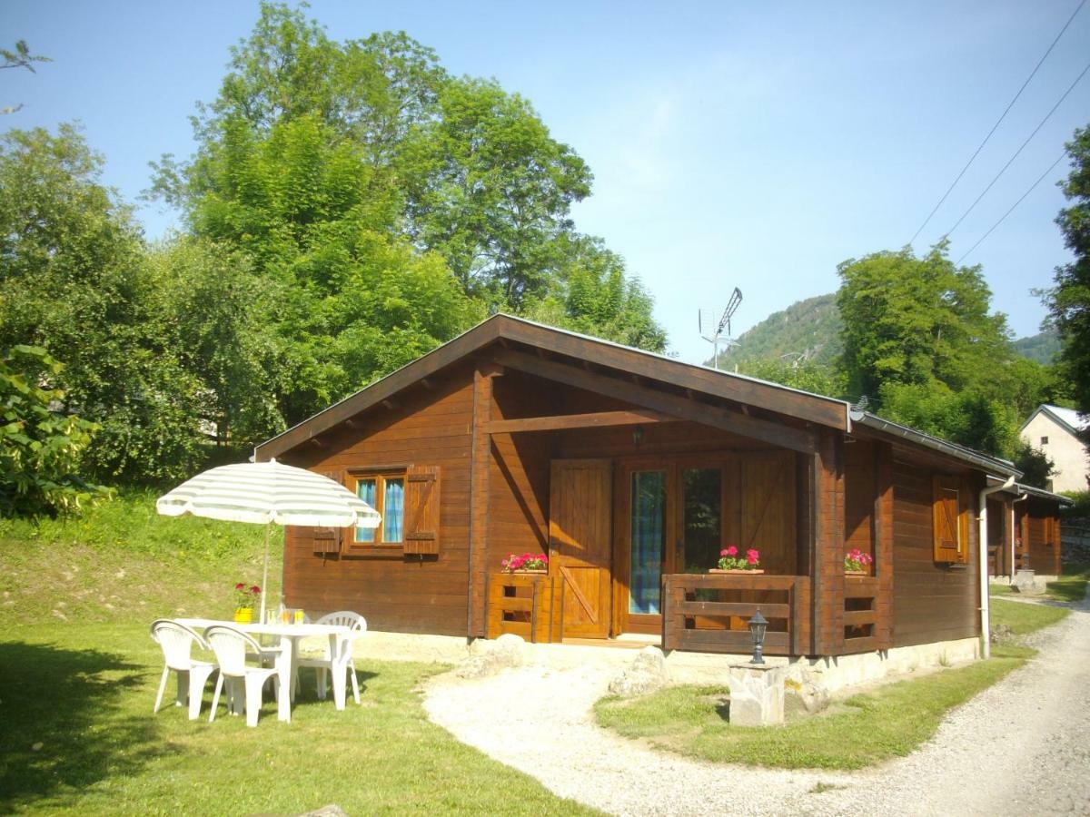Les Chalets De Montorgueil Saurat Esterno foto