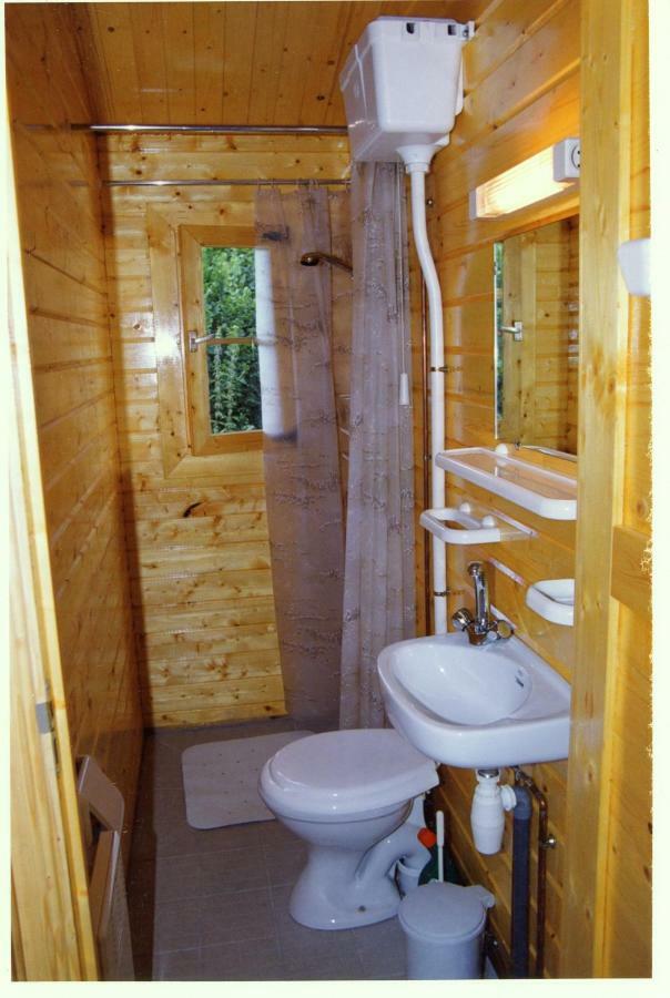 Les Chalets De Montorgueil Saurat Esterno foto