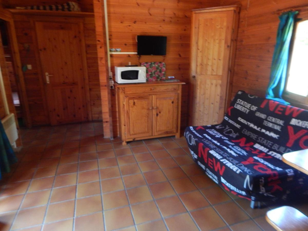 Les Chalets De Montorgueil Saurat Esterno foto